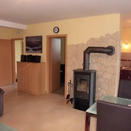 Apartament Strandhaus Direkt An Der Muritz Marienfelde