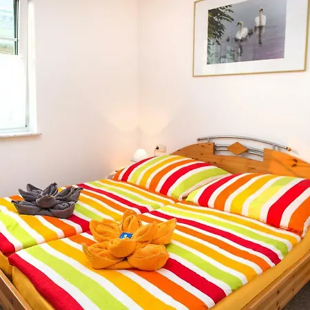 Apartament Strandhaus Direkt An Der Muritz Marienfelde