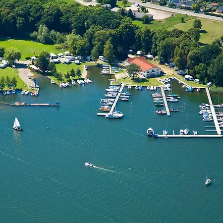 Strandhaus Direkt An Der Muritz
